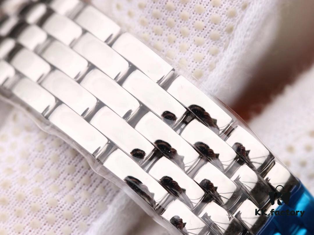 GF Cartier Panthère de Cartier Watch