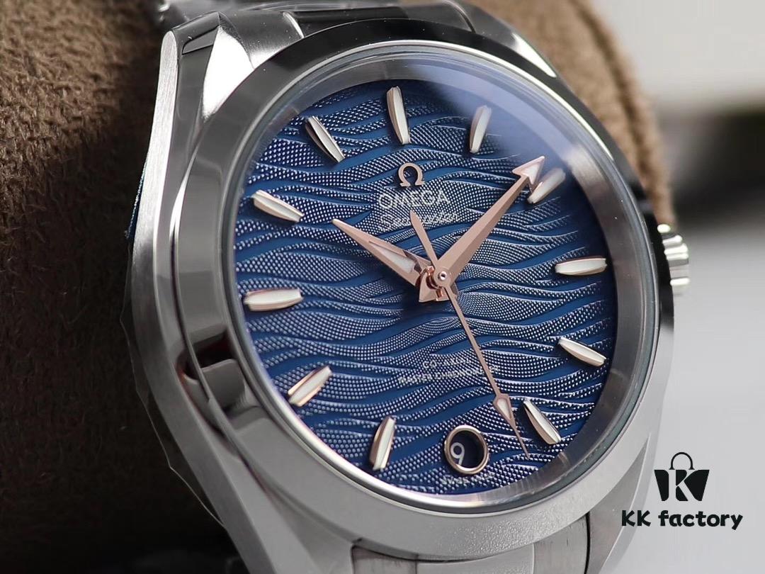 VS's First Women's Mechanical Watch - 34mm