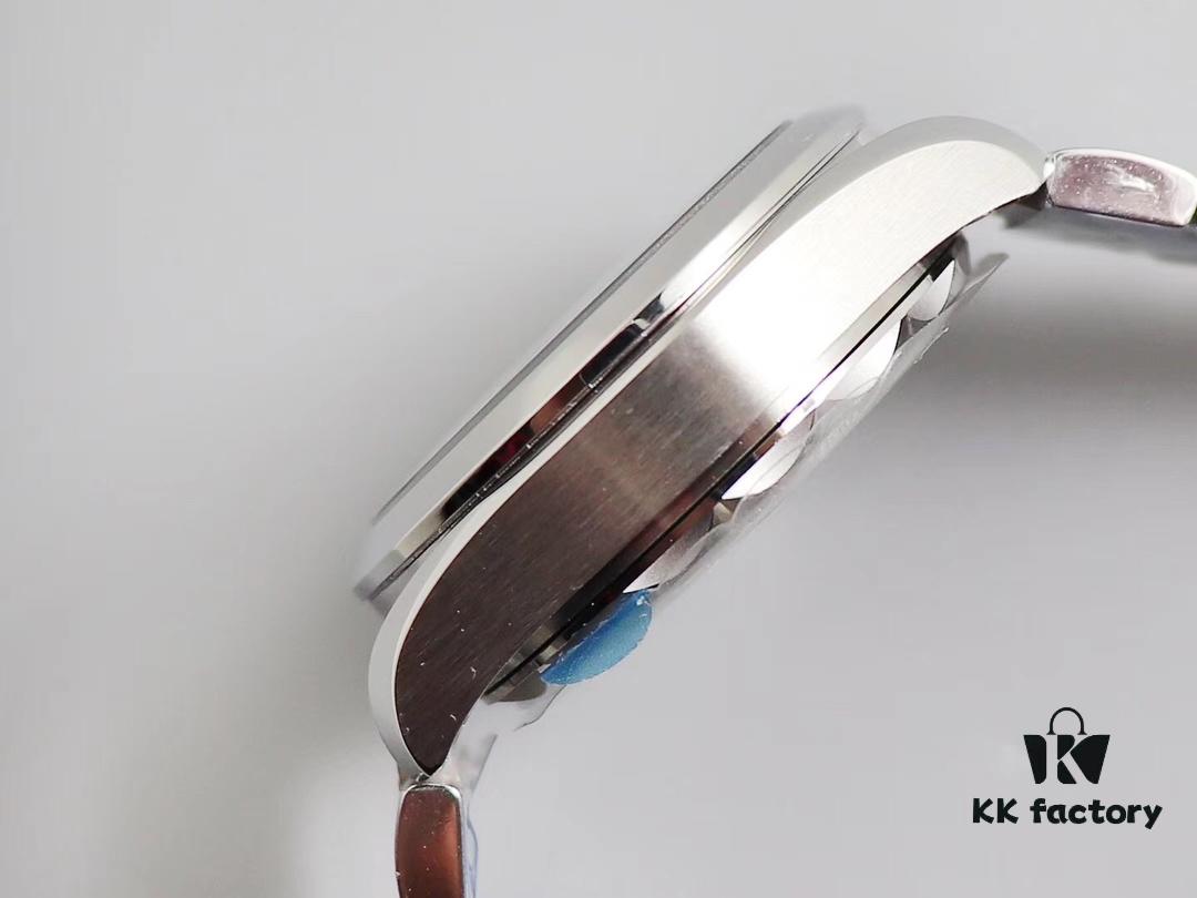 VS's First Women's Mechanical Watch - 34mm