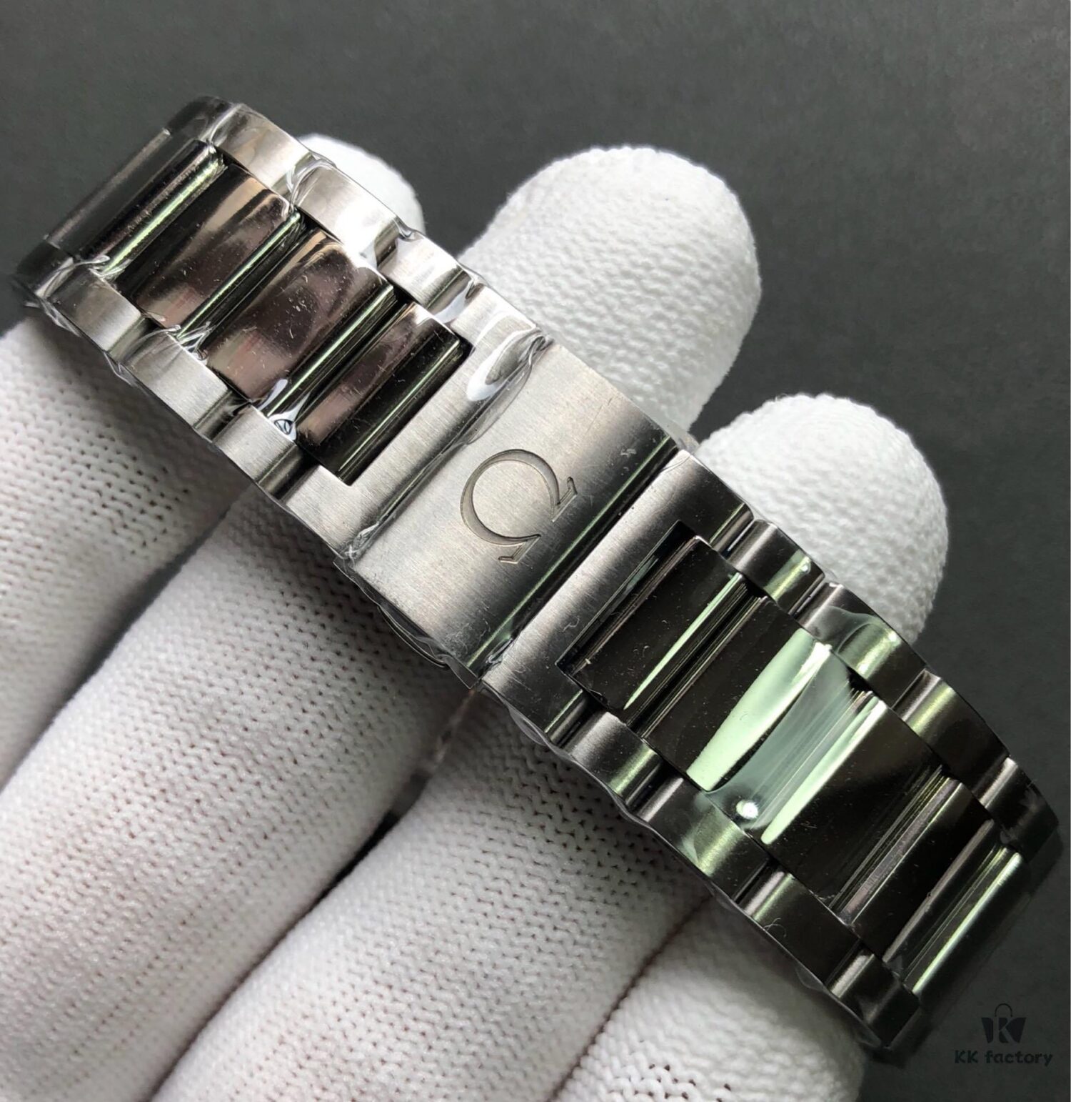 VS Omega Seamaster Aqua Terra 150 with VS New Integrated 8500 Movement