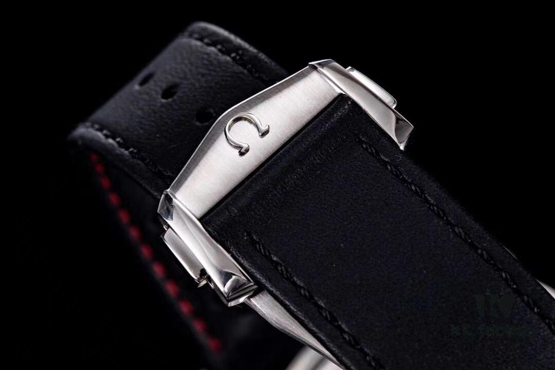 OM Omega Speedmaster Racing Chronograph with In-House 9900 Movement