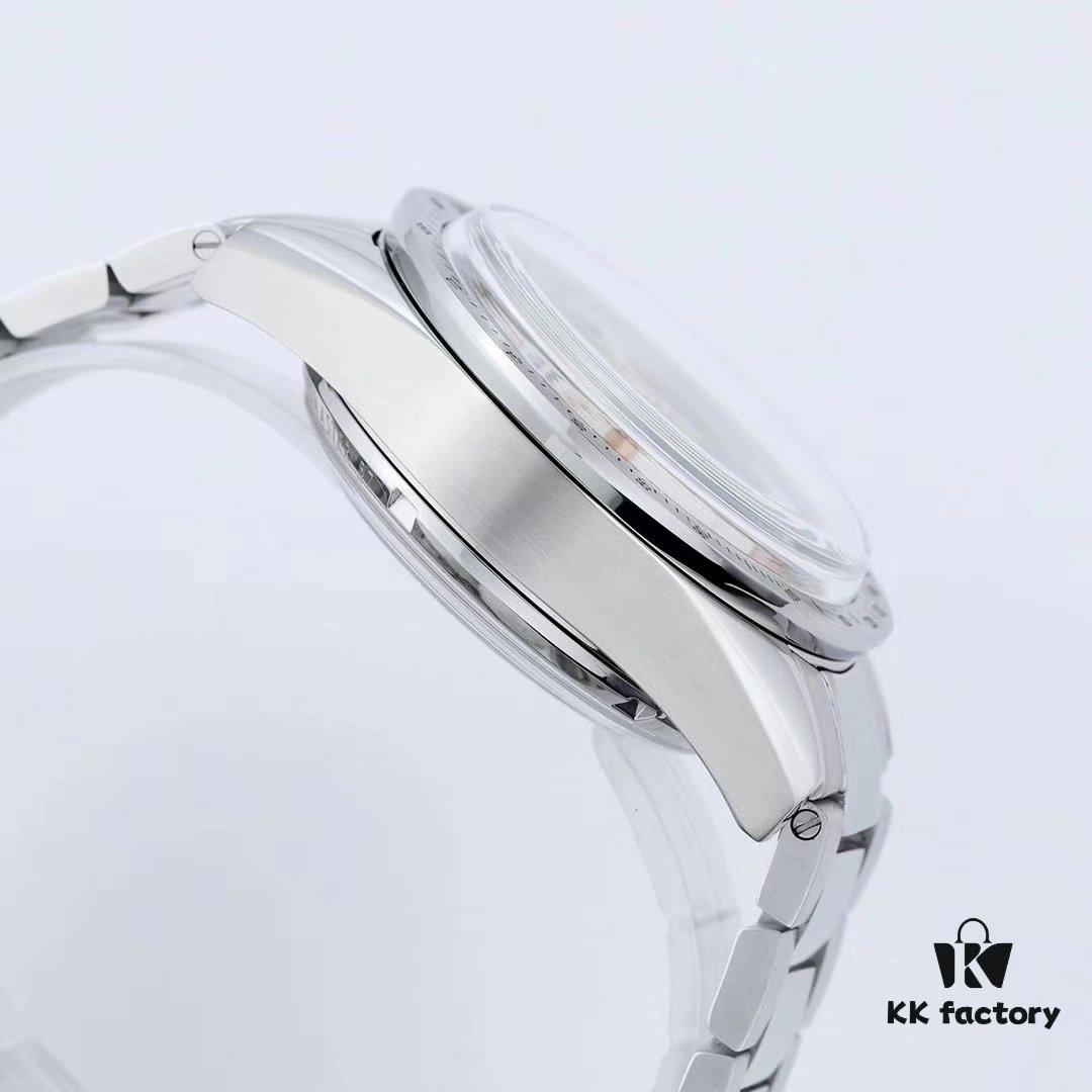 BF Fine Omega Speedmaster Series Chronograph Automatic Mechanical Men's Watch 9300 Automatic Movement Double Domed Crystal Strong Luminous Super Waterproof 42mm Diameter Perfect Replica Flawless Design