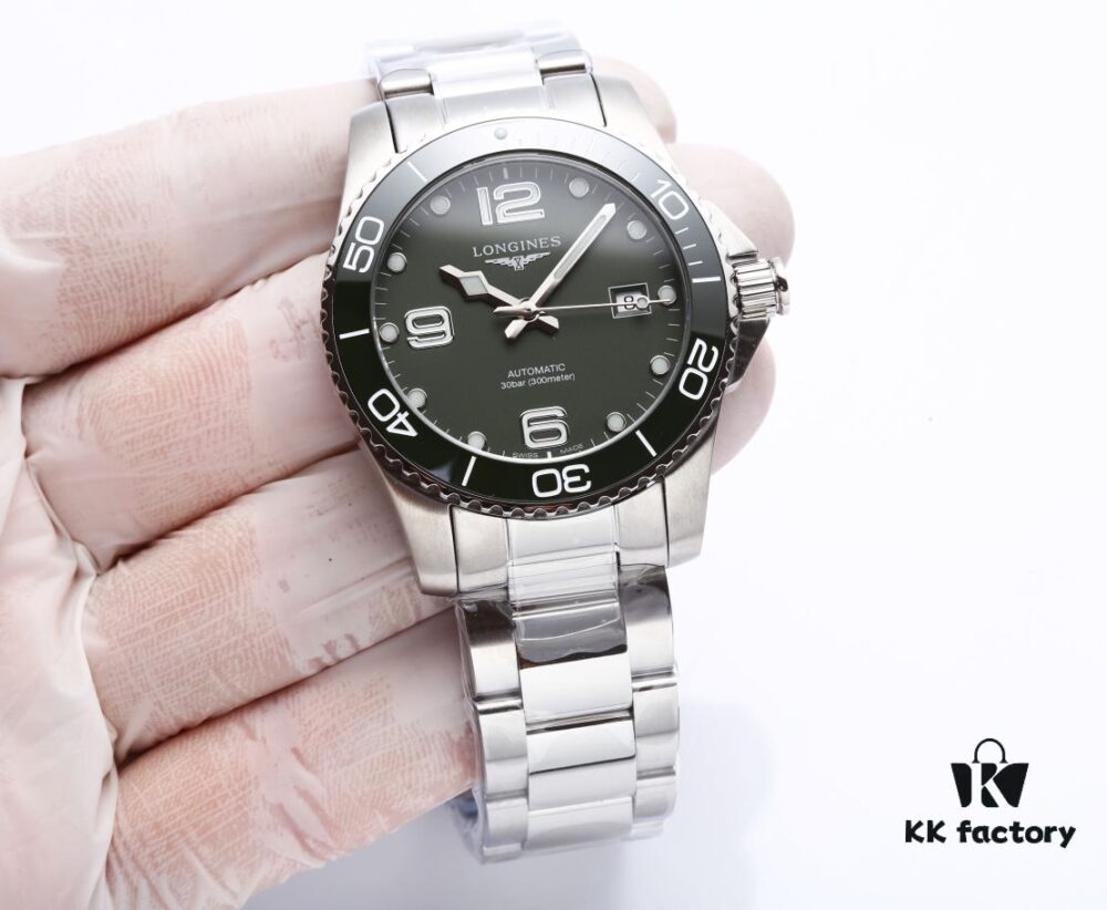 Longines Conquest 'Master of the Sea' - A Symbol of Honor, Forging Ahead Through Waves