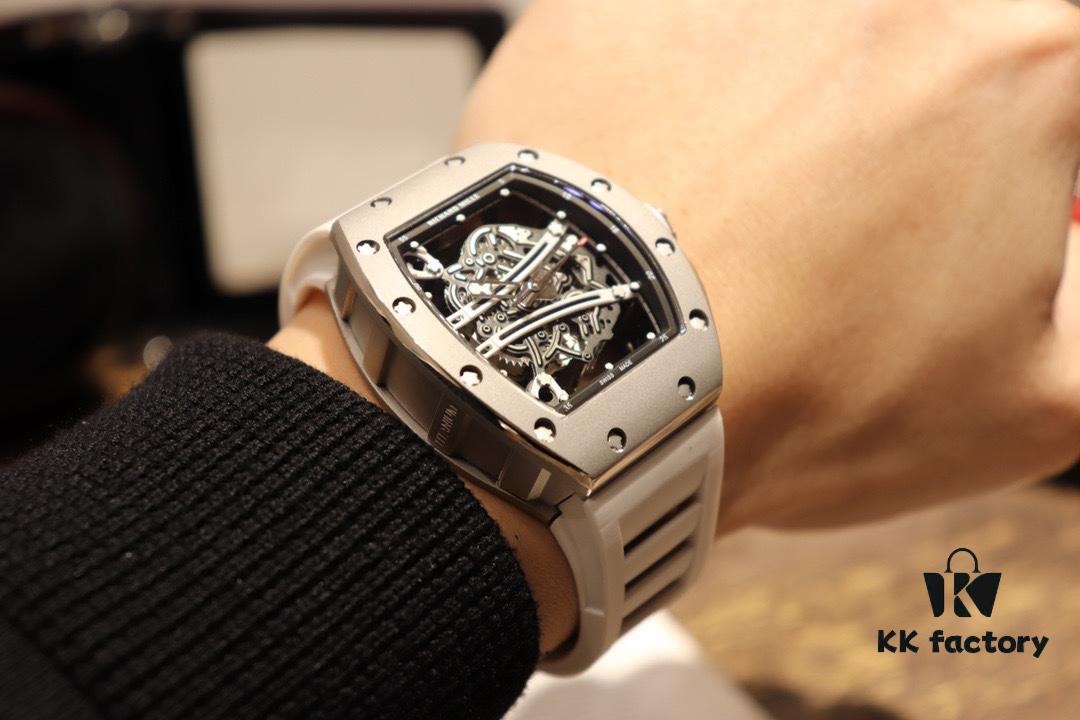 Richard Mille RM61-01 Skeleton Design Never Stops Advancing Beyond Traditional Watchmaking Natural Rubber Genuine Folding Clasp Imported Citizen Mechanical Movement Makes This Watch a Revolutionary Legend in the Wristwatch World