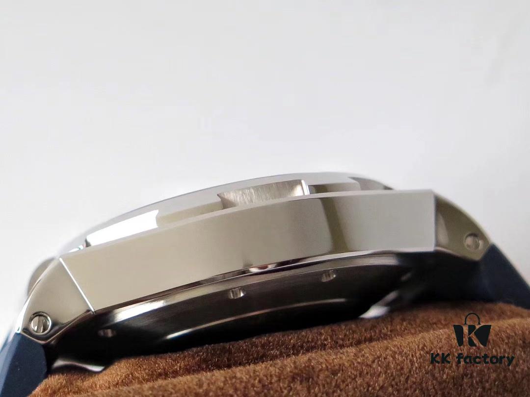 TWA Masterpiece: Overseas Multifunction Watch by Vacheron Constantin