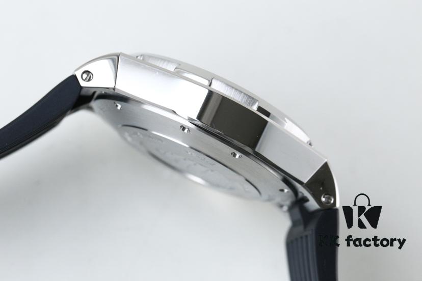 TWA Masterpiece: Vacheron Constantin Overseas Perpetual Calendar Chronograph – Elegance and Prestige Combined