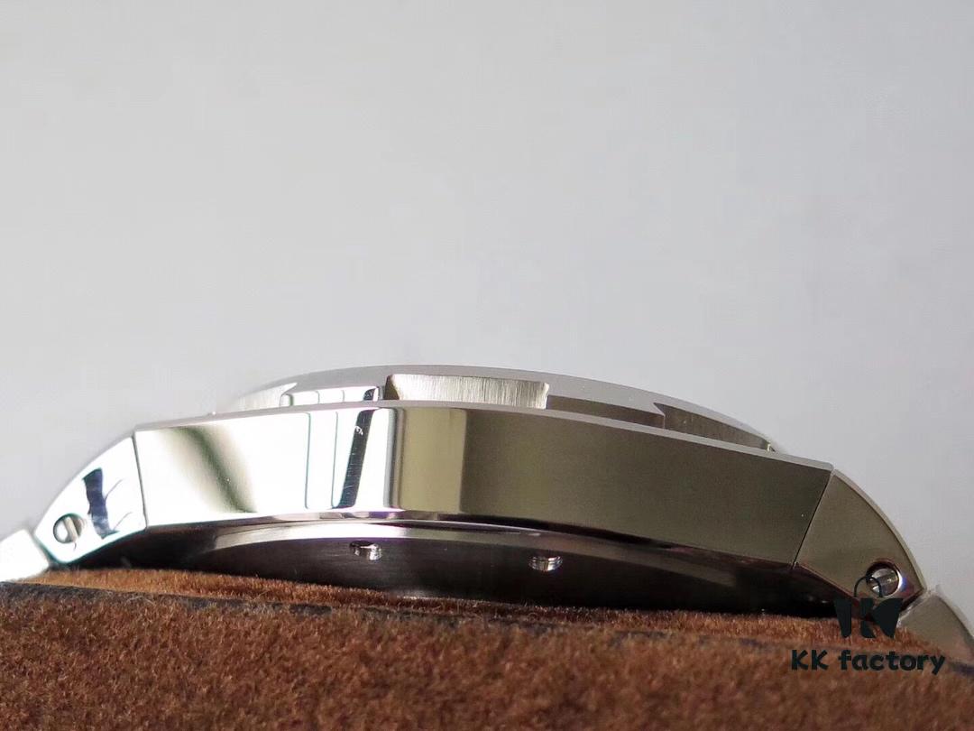 TWA Vacheron Constantin Overseas Multifunction Watch, Elegant and Noble, the Pinnacle of Prestige