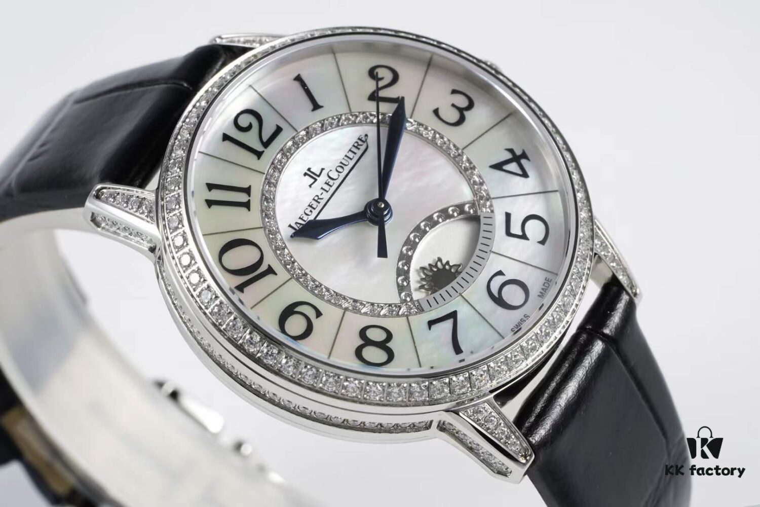 BF Fine Collection Jaeger LeCoultre Rendez-Vous Series with Imported Italian Cowhide Strap, Top-Grade Blued Steel Hands, Equipped with Modified 9015 Movement Replacing Original Cal.898A Automatic Self-Winding Movement (No Additional Bridge Plate), Featuring Day-Night Display, Diameter: 34mm, Thickness: 10mm