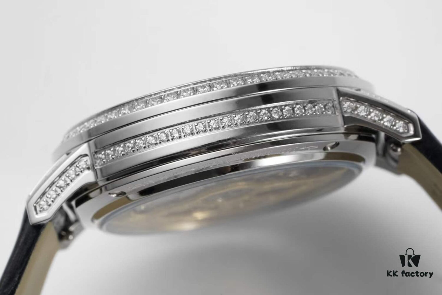 BF Fine Collection Jaeger LeCoultre Rendez-Vous Series with Imported Italian Cowhide Strap, Top-Grade Blued Steel Hands, Equipped with Modified 9015 Movement Replacing Original Cal.898A Automatic Self-Winding Movement (No Additional Bridge Plate), Featuring Day-Night Display, Diameter: 34mm, Thickness: 10mm