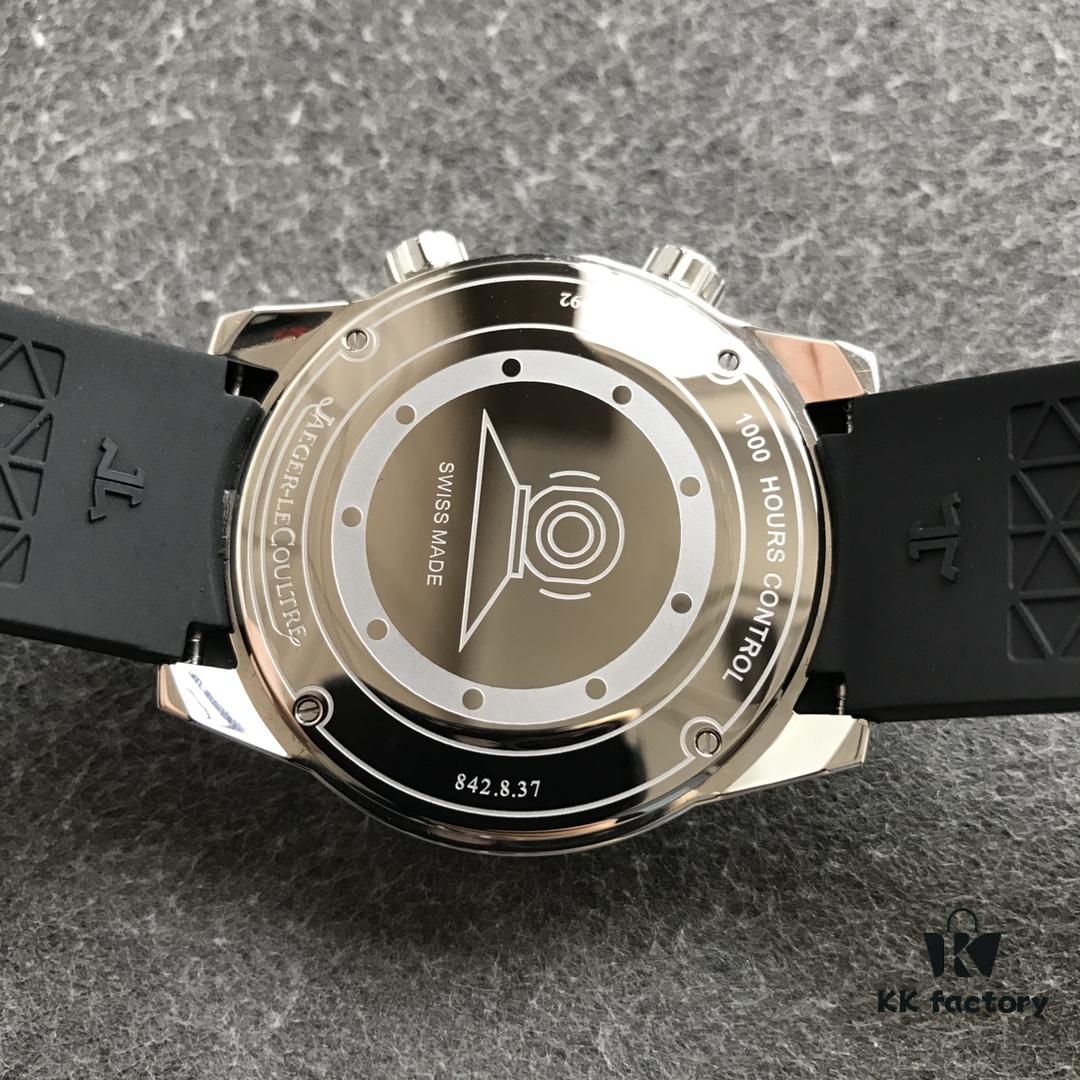 GP Factory New Release: Gradient Blue-to-Black Dial, Q9068681 Model, 42mm Stainless Steel Dive Watch – A Modern Classic Inspired by the 1968 Memovix Series