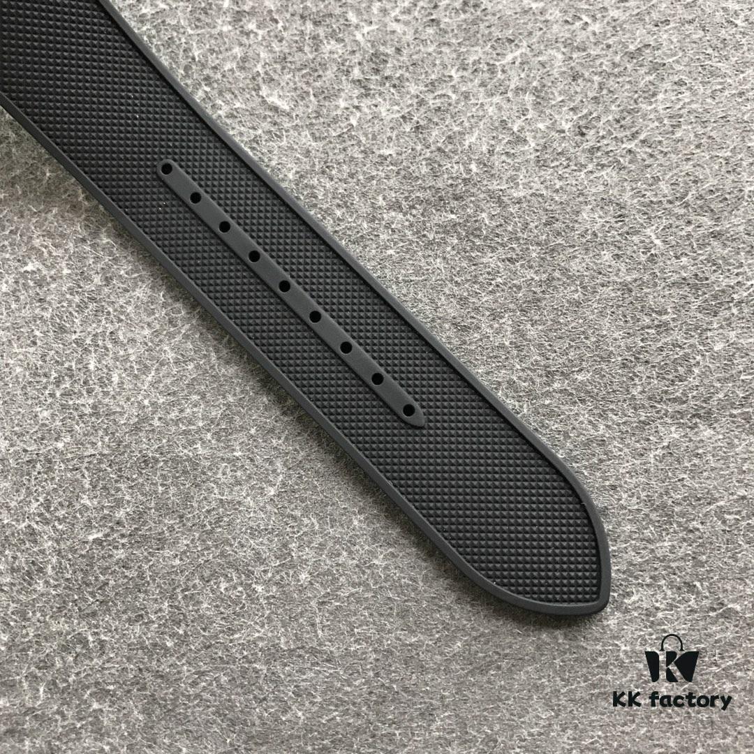 GP Factory New Release: Gradient Blue-to-Black Dial, Q9068681 Model, 42mm Stainless Steel Dive Watch – A Modern Classic Inspired by the 1968 Memovix Series