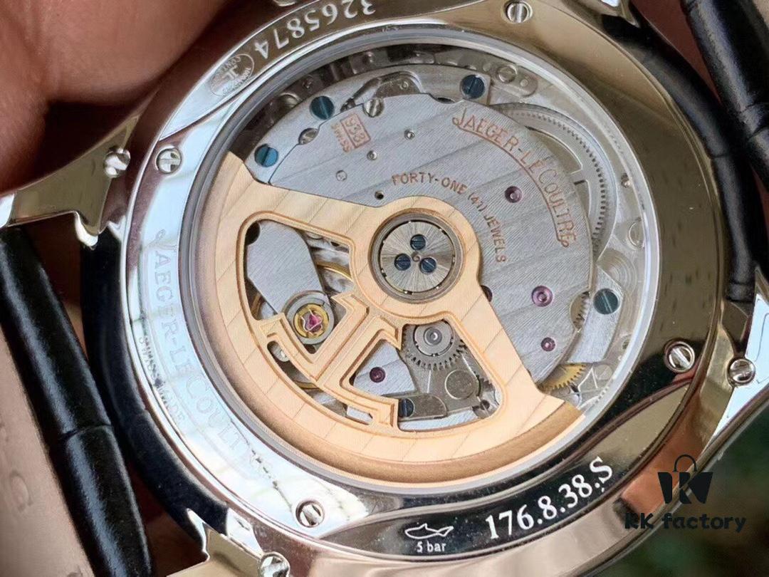 AZ Appreciation of 'Movement' Masterpiece — Jaeger Master Series Q1378420 Clown Watch, Elegantly Unveiled with Sincerity