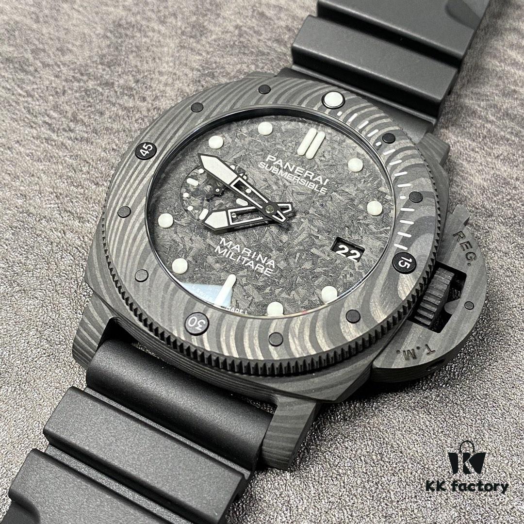 PANERAI Radiomir Submersible Series Automatic Mechanical Diving Watch PAM00979 PAM979 VS979 979 Carbotech Carbon Fiber Case Diving Countdown Bezel Sapphire Crystal Scratch-Resistant Crown Guard Bridge Luminous Dial with Italian Navy Frogman Commando Engraved Titanium PVD Black Case Back Rubber Expansion Strap P.9010 Movement 47mm Diameter