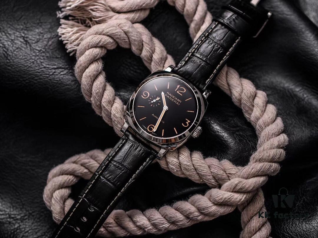 V9 Panerai PAM00572, The Ultimate Versatile Replica with Perfect Detailing