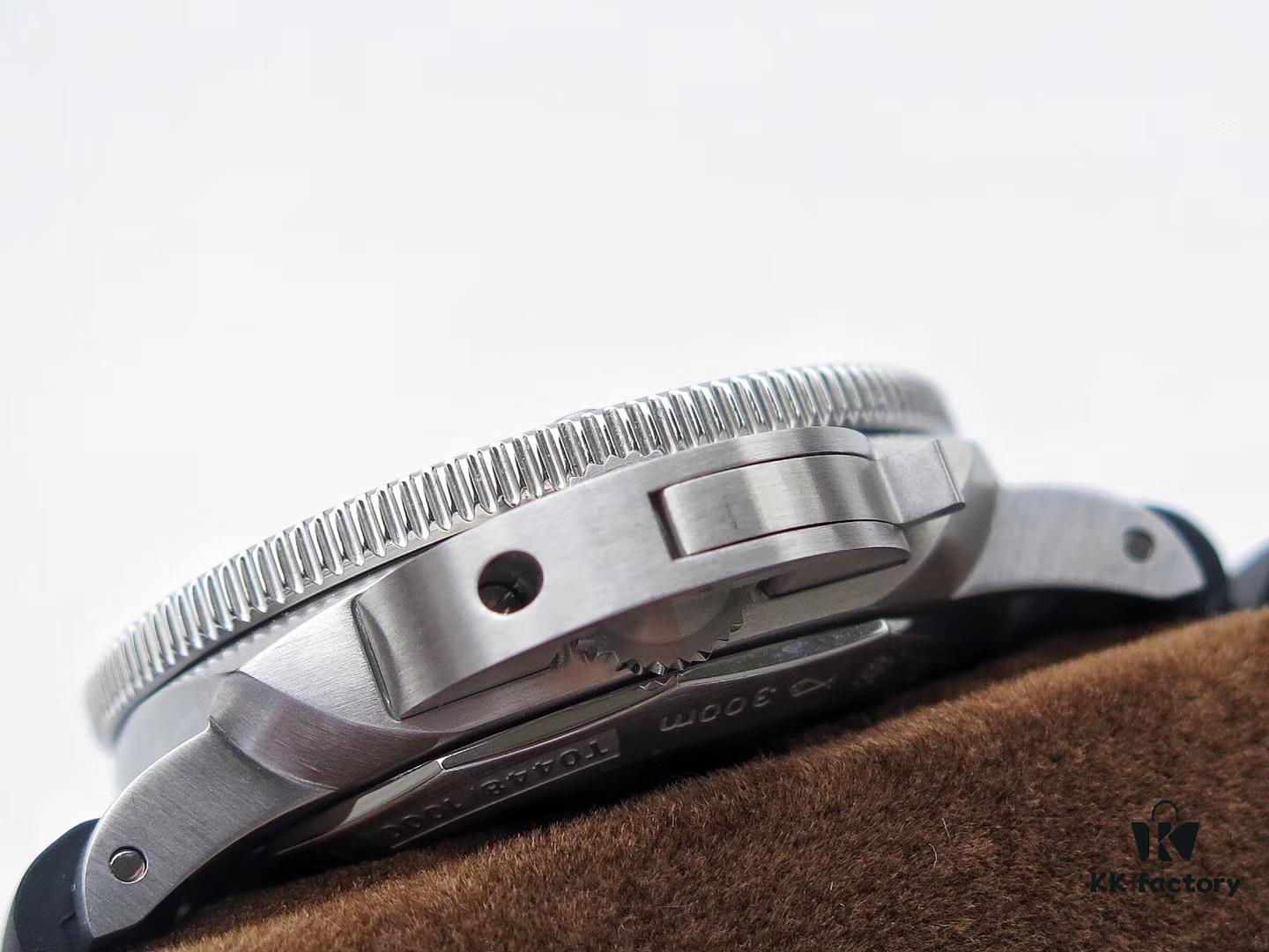 ZF Factory Replica Panerai PAM682, 1950 Series Small Diameter Model Suitable for Women, Seductive Blue Small Seconds, 42x16mm