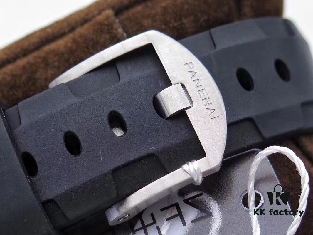 ZF Production Panerai Pam682, Small Case with Natural Rubber Strap