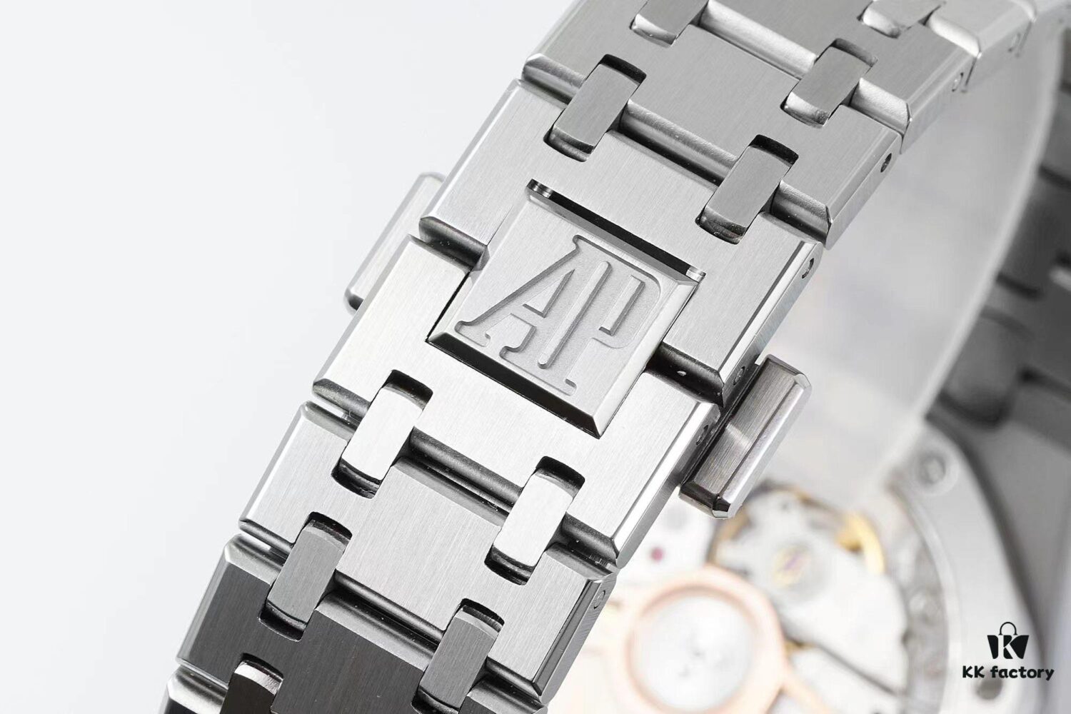 6931a89bccd8ab3d7af9d0aa Audemars Piguet Royal Oak Automatic Winding Watch with 34mm Diameter