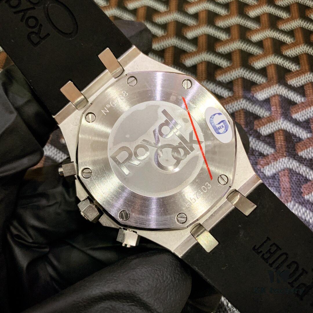 AP Royal Oak Series, Coated Glass, 42mm x 14mm, Waterproof Strap with Original AP Logo Pin Buckle, Equipped with Japanese Multi-function Quartz Movement, Octagonal Brushed Steel Case with Mesh Dial, Cool and Powerful, A Unique Tough Look