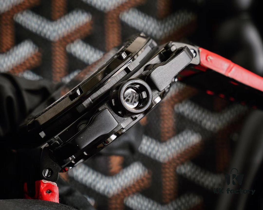 Royal Oak Offshore Survivor Limited Edition