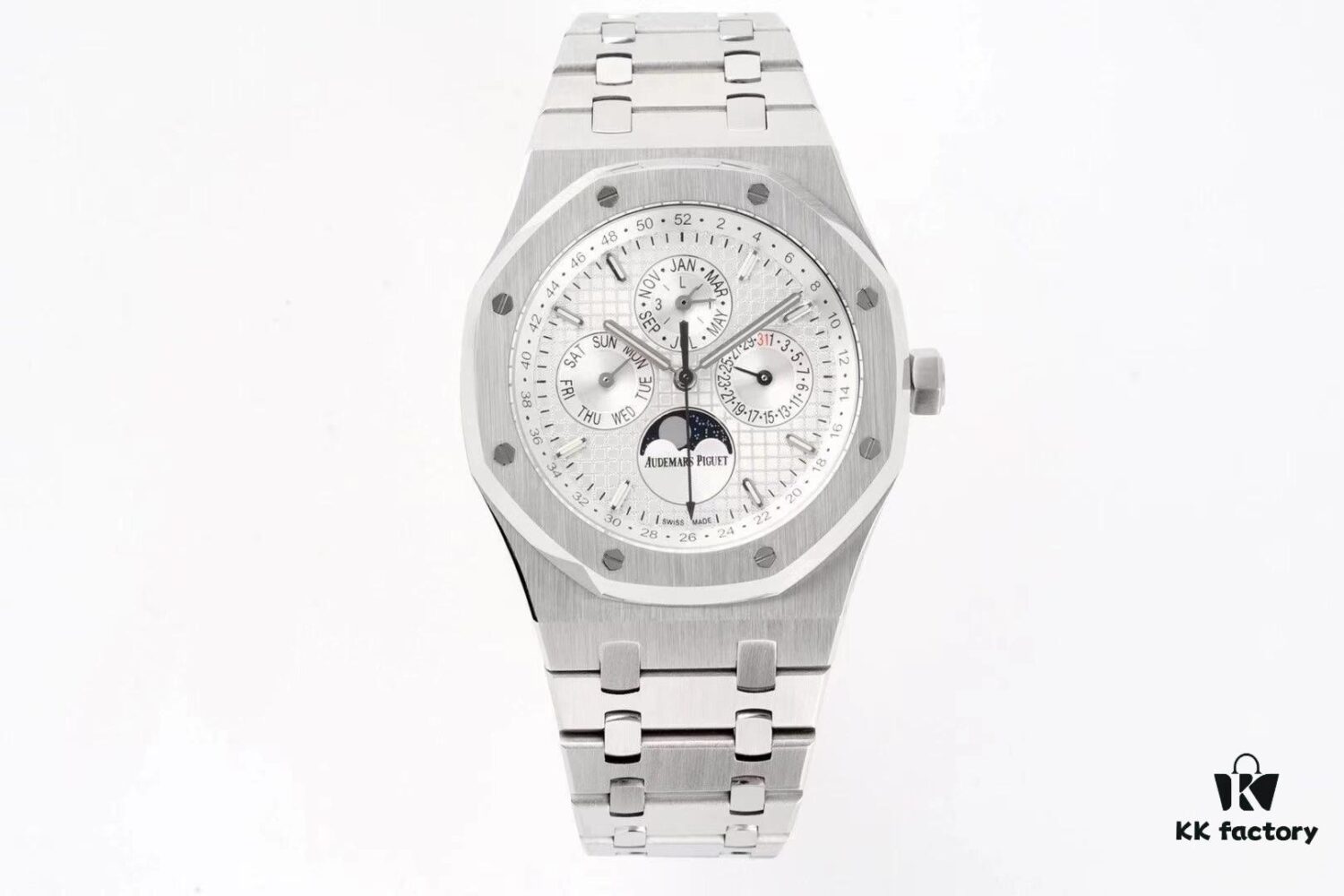 6931a8b0ccd8ab3d7af9d210 BF New Arrival AP Audemars Piguet Royal Oak Series Multi-Function Watch 26574, 26606