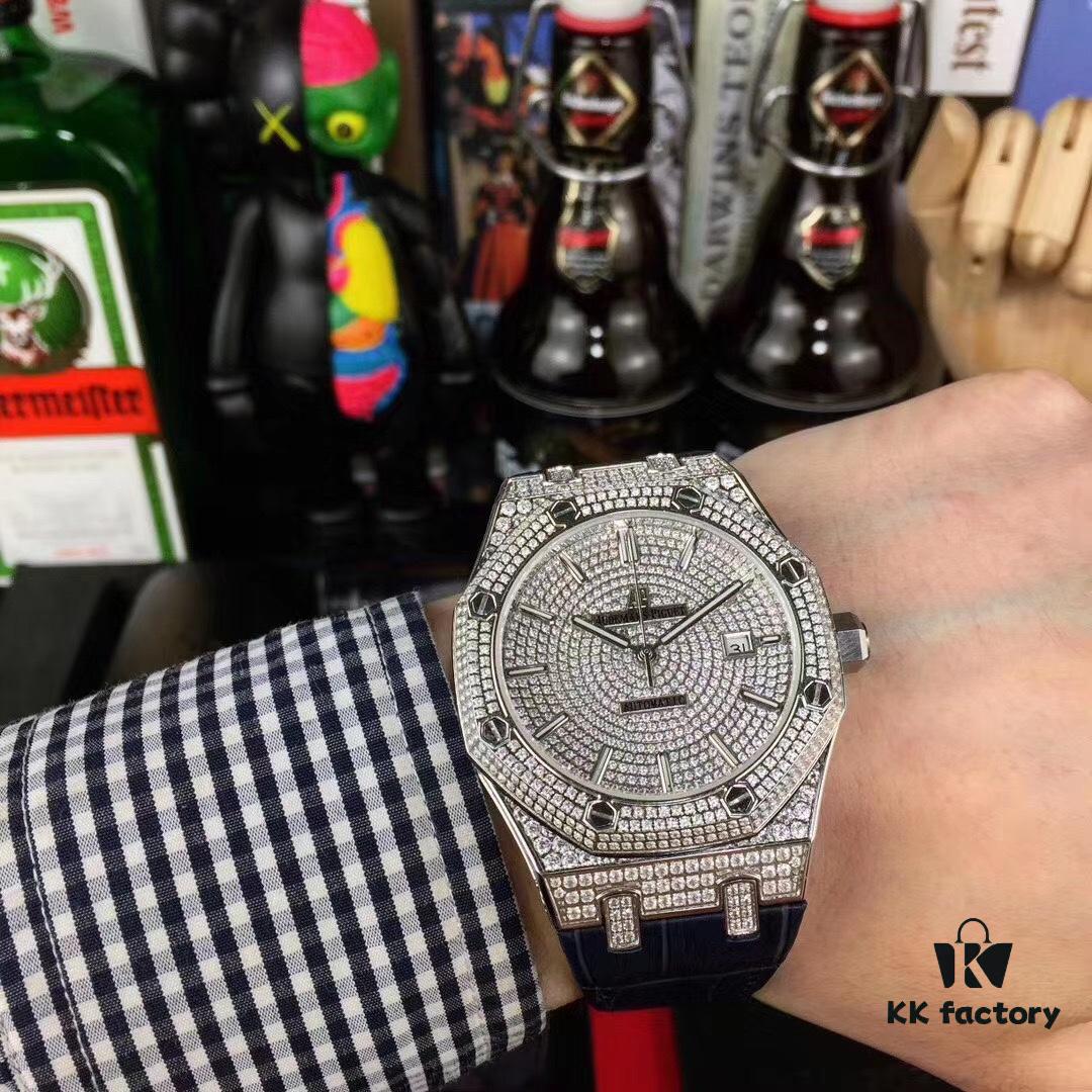 Royal Oak Offshore Meteorite Series Fully Set with Diamonds, Equipped with Modified Original Cal.3120 Ultra-Thin Automatic Movement, Italian Cowhide Strap, Original Buckle, One Year of Technical Refinement Achieves the Thinnest Full-Diamond Mechanical Watch on the Market, Size 41mm * 10mm