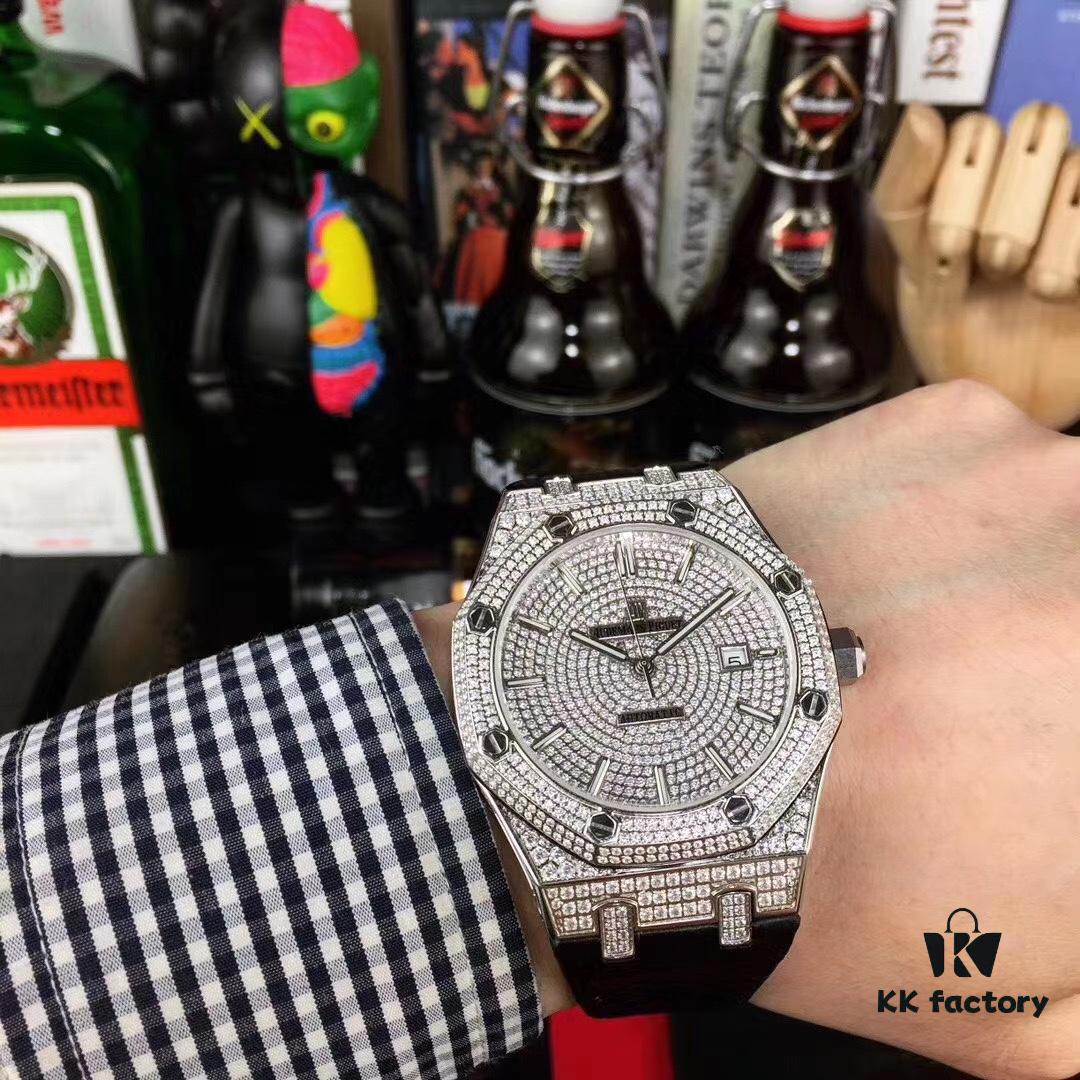 Royal Oak Offshore Meteorite Series Fully Set with Diamonds, Equipped with Modified Original Cal.3120 Ultra-Thin Automatic Movement, Italian Cowhide Strap, Original Buckle, One Year of Technical Refinement Achieves the Thinnest Full-Diamond Mechanical Watch on the Market, Size 41mm * 10mm