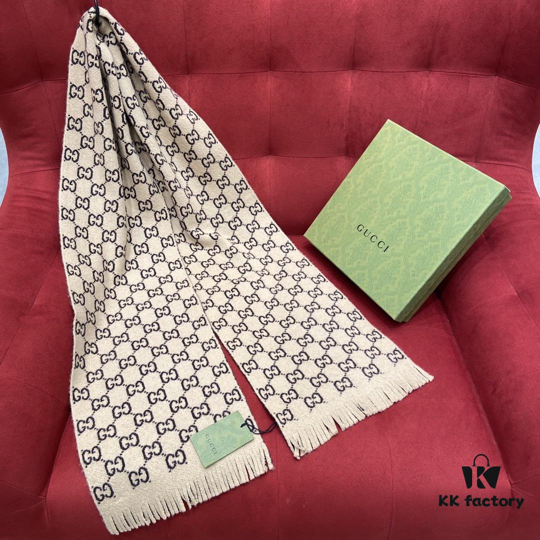 GUCCI Double-Sided Wool Scarf Classic Small Double G Logo, Khaki and Coffee Color Combination, Unisex Design