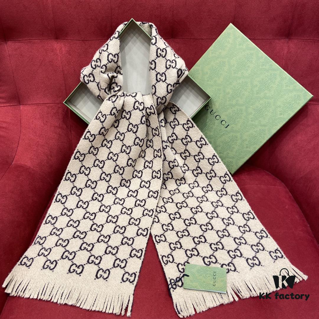 GUCCI Double-Sided Wool Scarf Classic Small Double G Logo, Khaki and Coffee Color Combination, Unisex Design