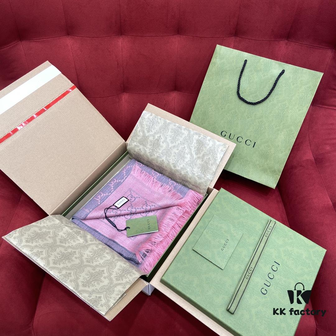 Classic Upgrade - Gray Pink | GUCCI, The Original Divine Aesthetic Style, So Soft and Elegant, Great Value, Double-Sided 3D Jacquard Craft, Wearable on Both Sides, 100% Wool, Extremely Soft and Non-Irritating, 48cm*180cm