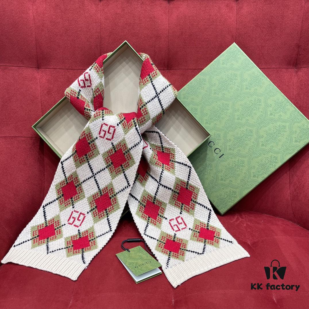 Bestseller GUCCI Geometric Pattern Kids' Scarf, Adorable Style Suitable for Adults Too – Vintage Charm, Super Soft and Non-Irritating, 100% Wool, 16*140cm