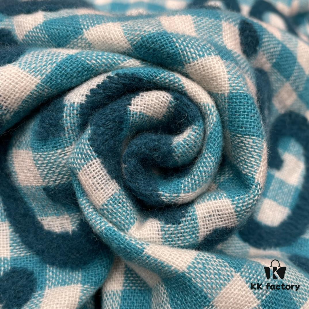 GUCCI Check Two-Tone Fringe Scarf