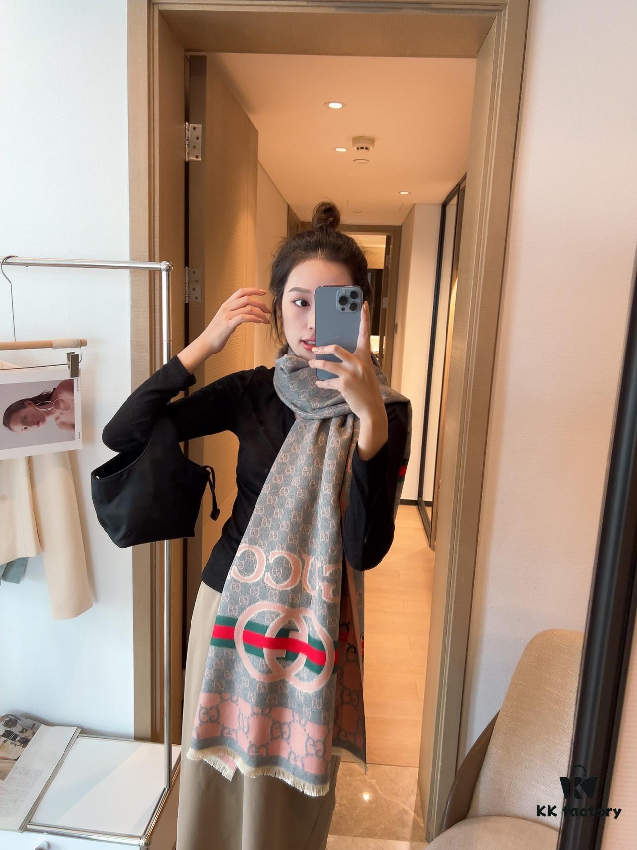 GUCCI (Gucci) Annual New Arrival Fashion Begins in Simplicity and Returns to Excellence