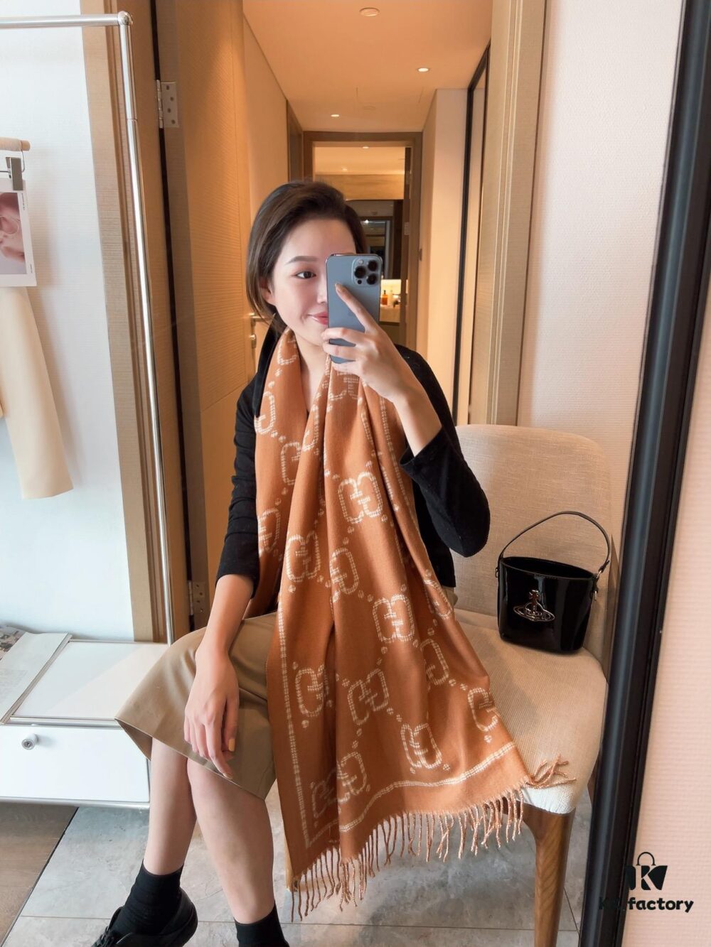 Gucci Classic Two-Tone Twill Scarf - Premium Quality, New 2022 Colors, Core-Spun Yarn