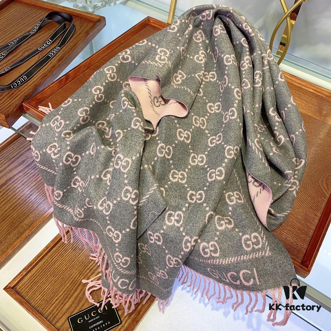 GUCCI (Gucci) 2020 Latest Masterpiece: Elegant and Timeless Scarf with Iconic Double G Design
