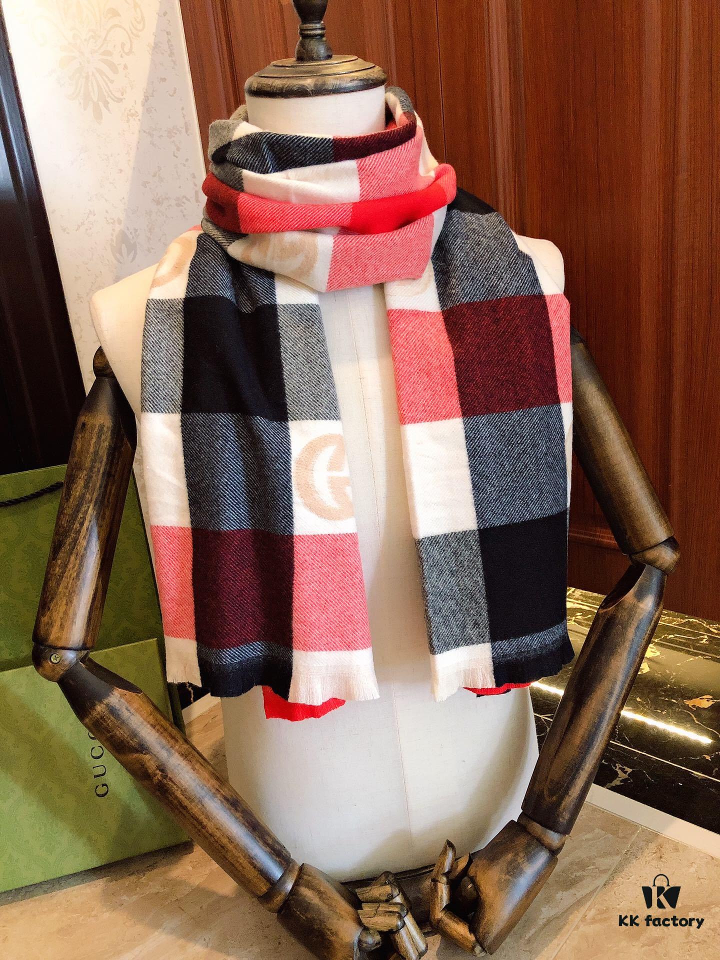 2022 Gucci Latest Model 👍 Rare Quality 😵😵 So Beautiful ❤️ Synchronized ZG Version! Love This GG Style!