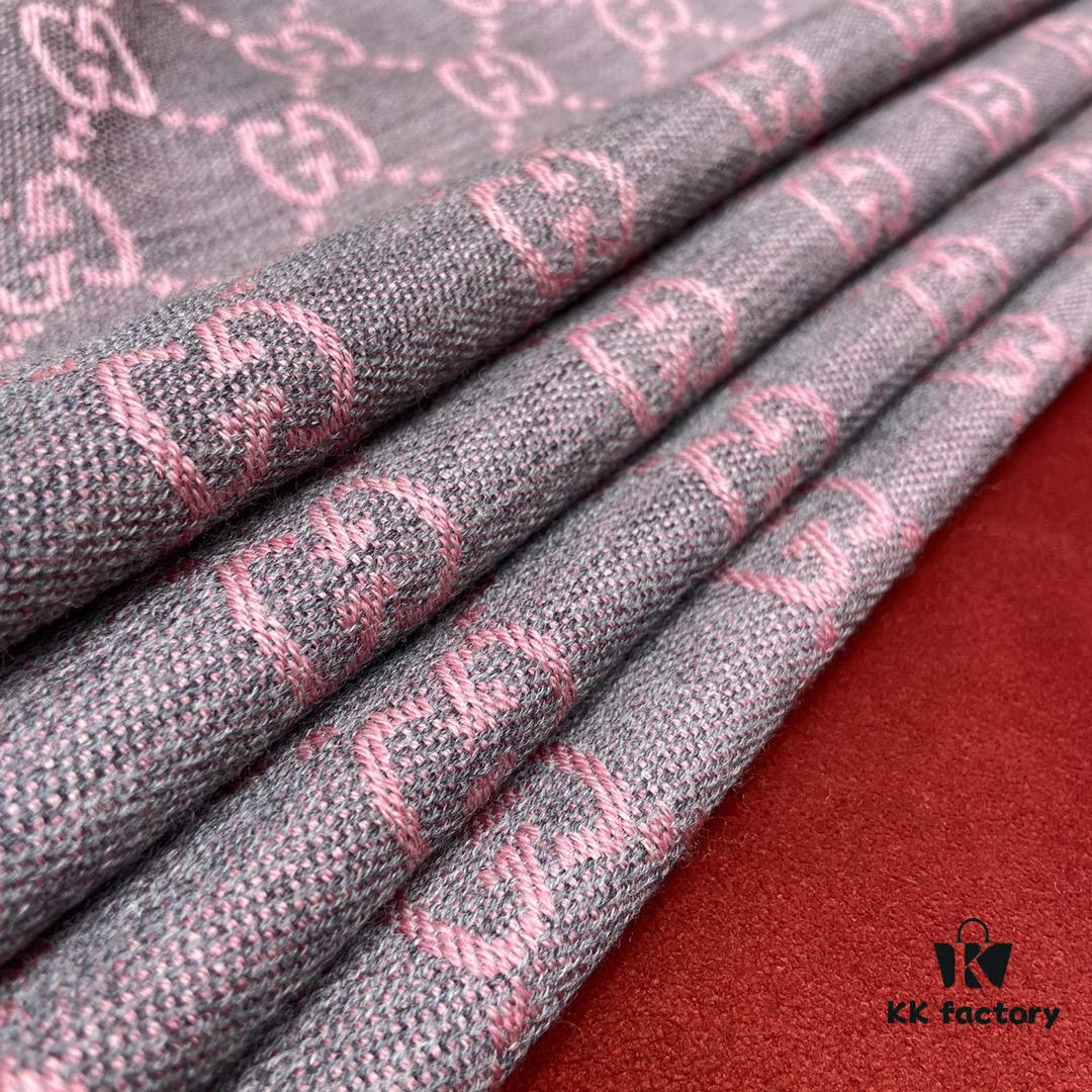 Classic Upgrade GUCI Vintage Aesthetic Beanie with Reversible Jacquard Craft