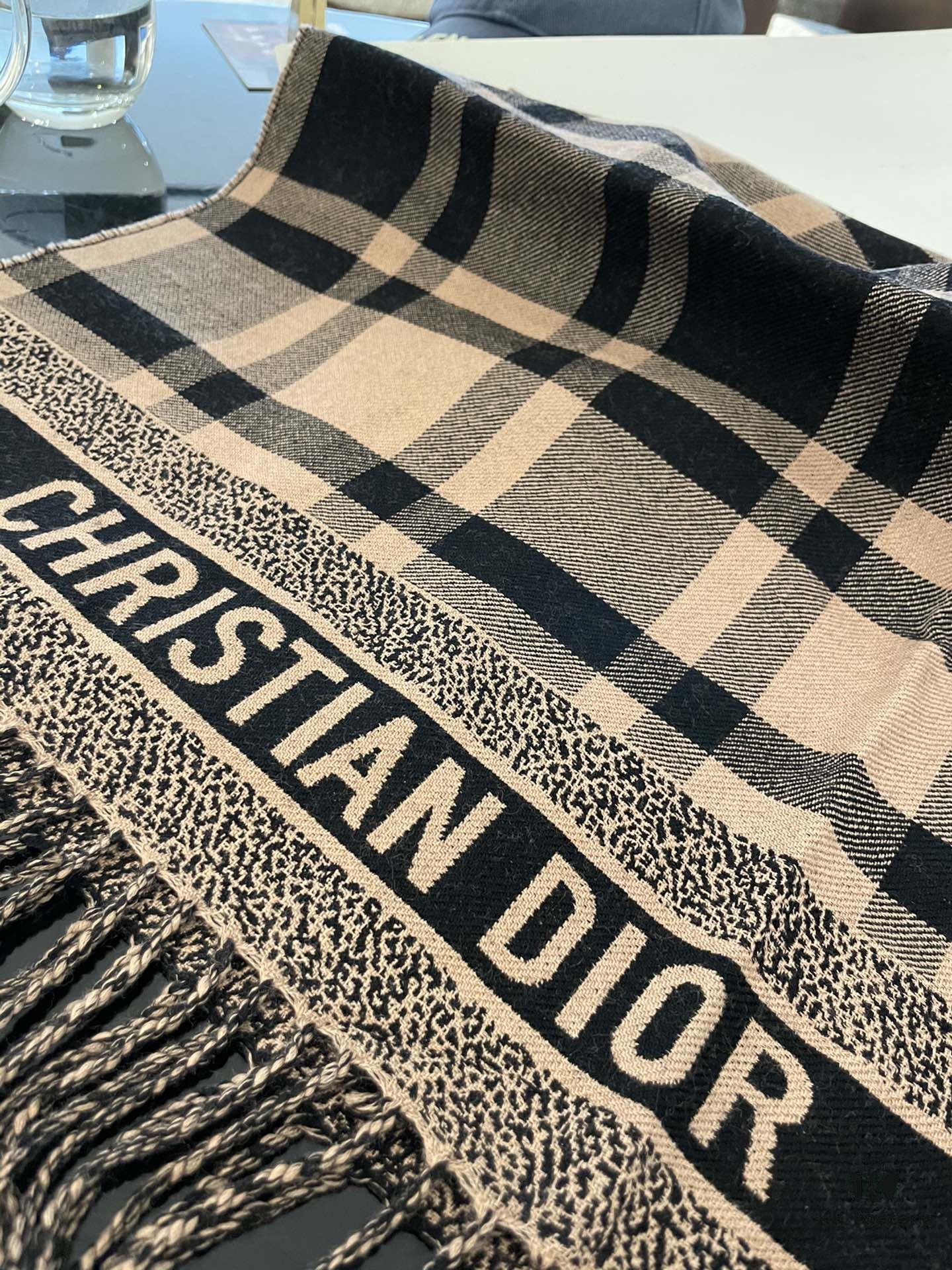 Dior's Vintage Wave This Year is Huge! A Must-Have Classic Floral Scarf for the Fashion-Forward