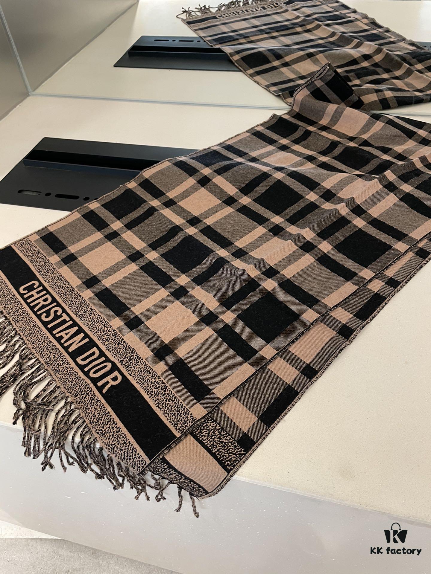 Dior's Vintage Wave This Year is Huge! A Must-Have Classic Floral Scarf for the Fashion-Forward