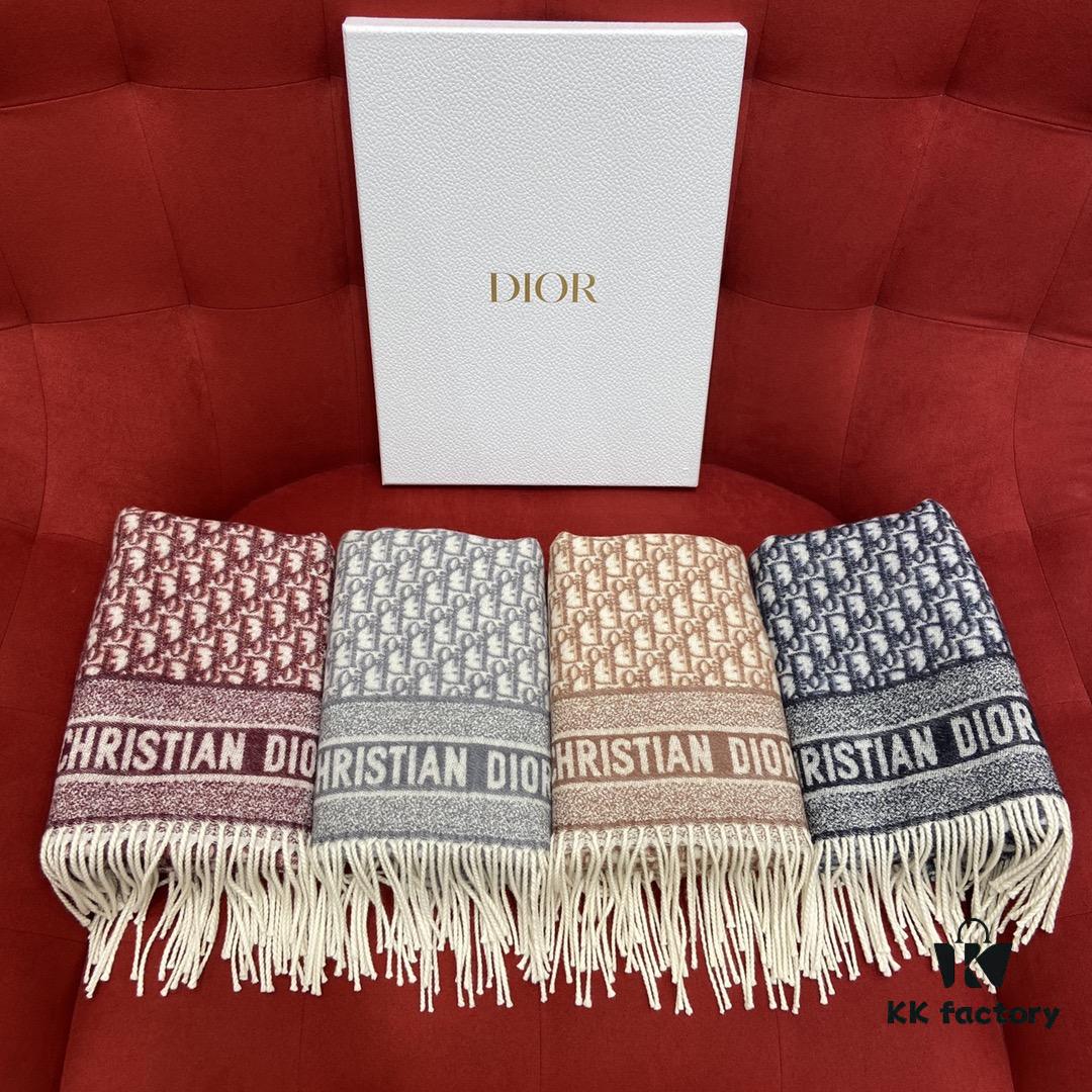 Khaki Dior Winter Must-Have Super Classic Cashmere Scarf