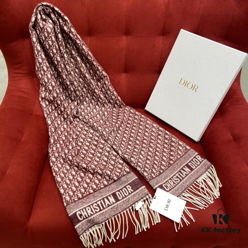RED DIOR Super Hard-to-Get Classic Cashmere Scarf in Winter, Warm and Stylish, 100% Pure Cashmere, Soft and Thick Windproof, 45cm*200cm