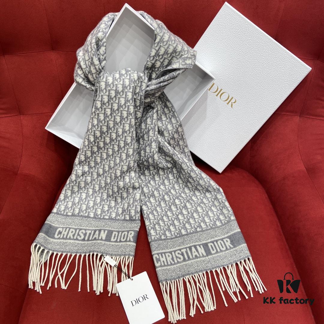 Dior Gray Winter Super Hard-to-Find Classic Cashmere Scarf