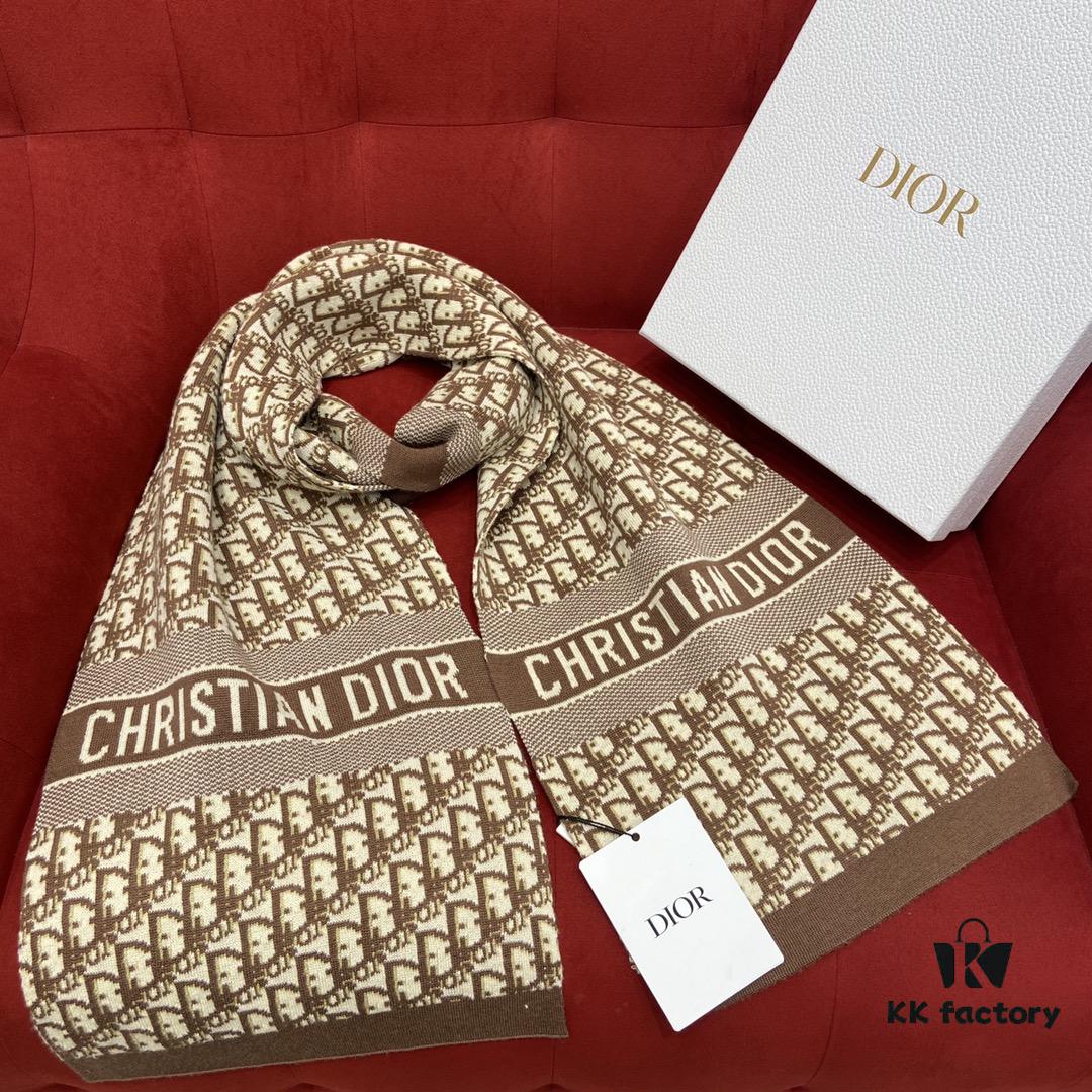 Dior Classic Tilted Monogram Scarf – A Timeless Accessory for Men and Women