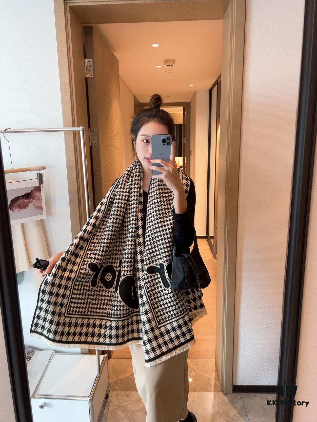Dior Factory Overstock - Fan Bingbing's Same Plaid Shawl, 30% Cashmere 70% Australian Wool Unisex Scarf