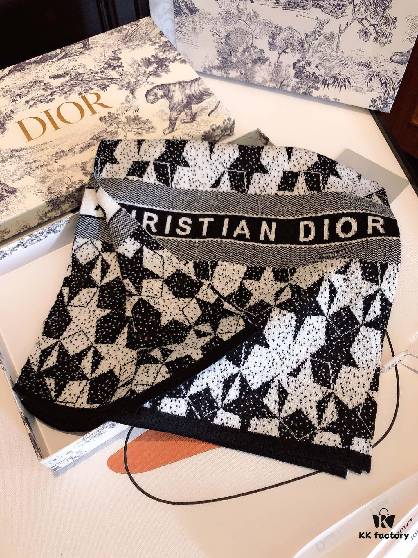 Dior Men's Cashmere Knit Scarf, High-End Classic Design, Matches Store Version
