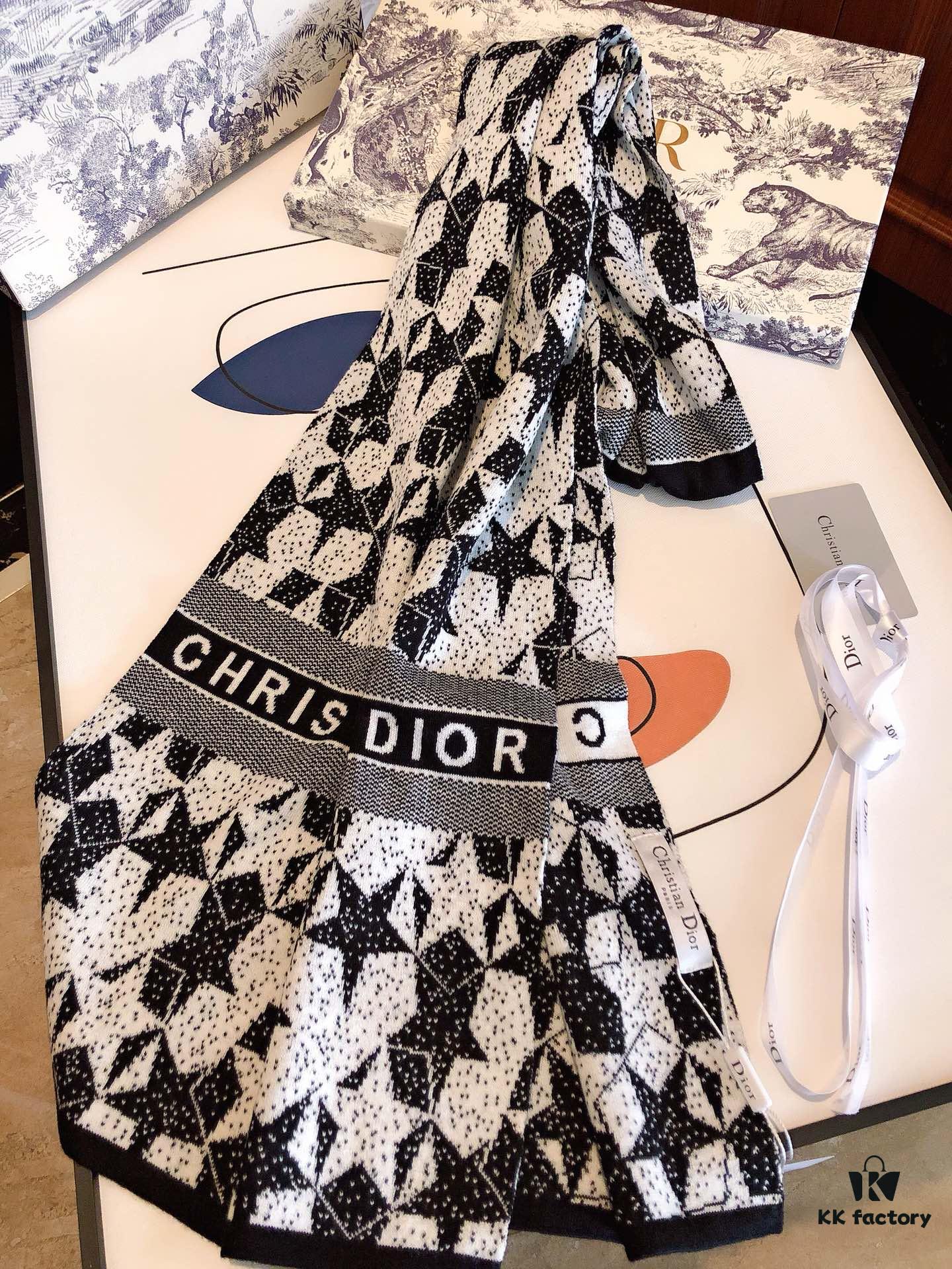 Dior Men's Cashmere Knit Scarf, High-End Classic Design, Matches Store Version