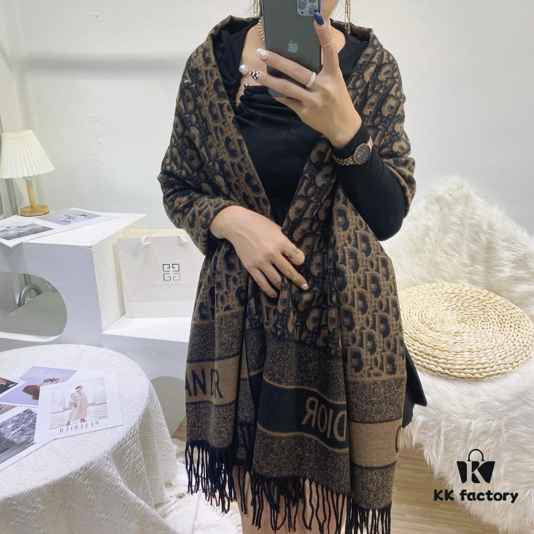 New Dior-style Silver Thread Core Yarn Scarf, Fashionable Luxury Design, Exquisitely Crafted, Two Colors in Stock