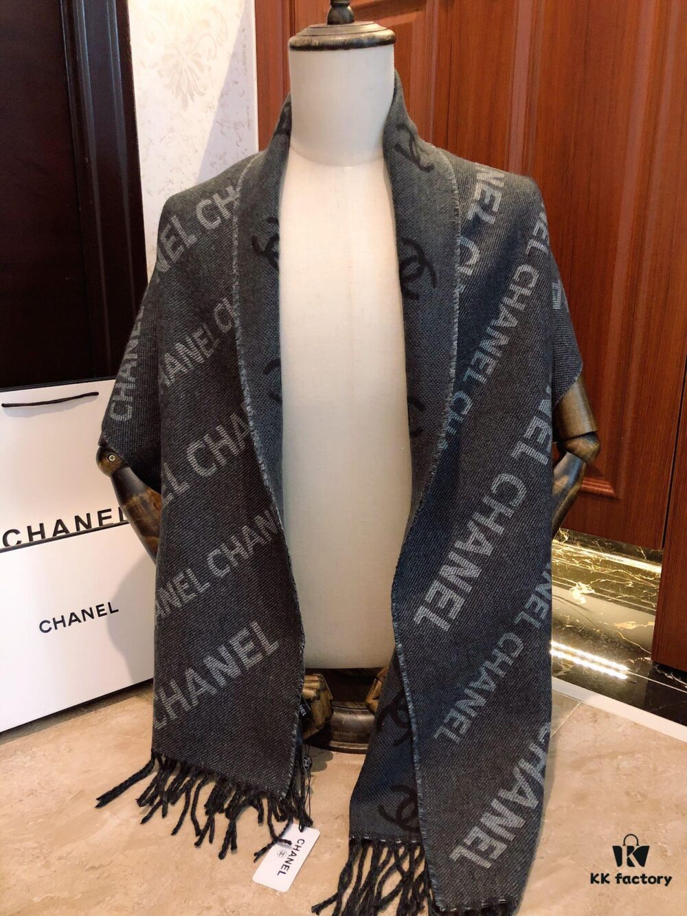 CHANEL Latest Scarf, Super Soft and Stylish Double-Sided Design!