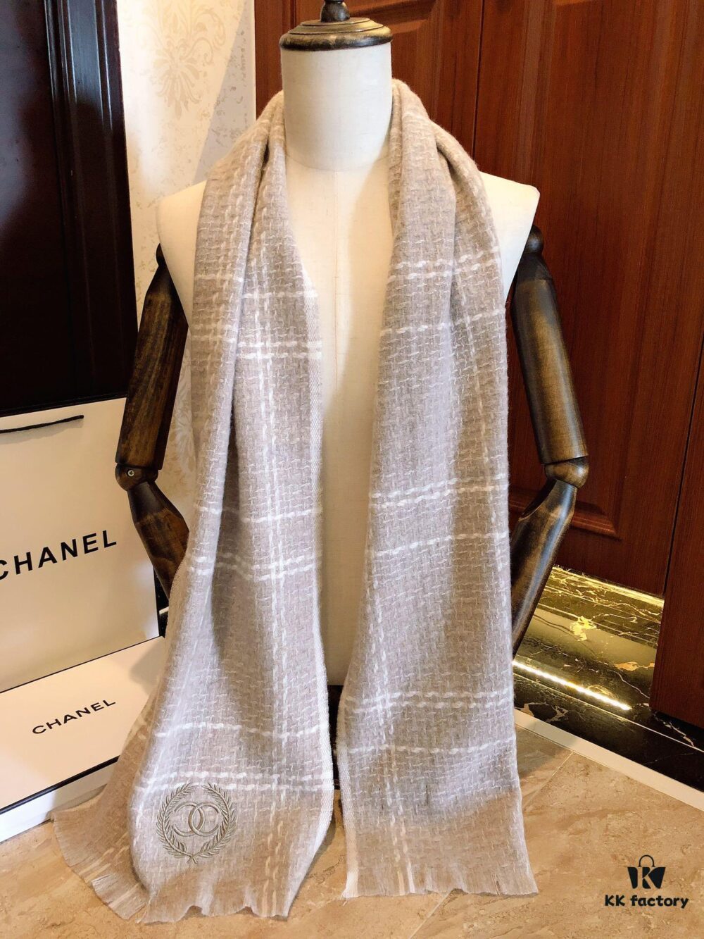 CHANEL Wool Scarf - Luxurious Softness and Elegance