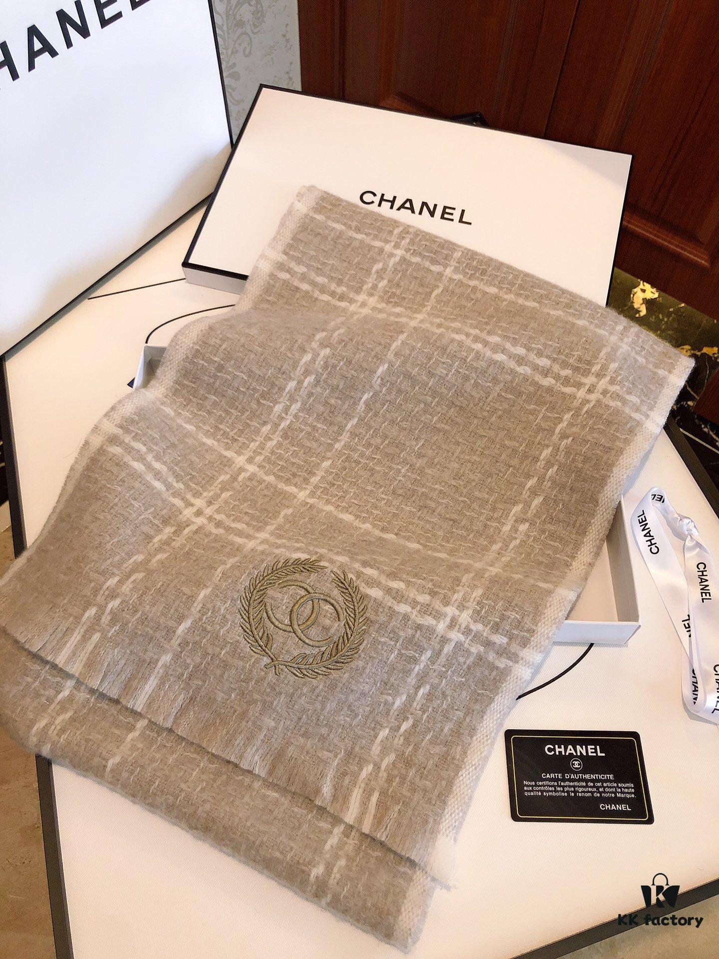CHANEL Wool Scarf - Luxurious Softness and Elegance
