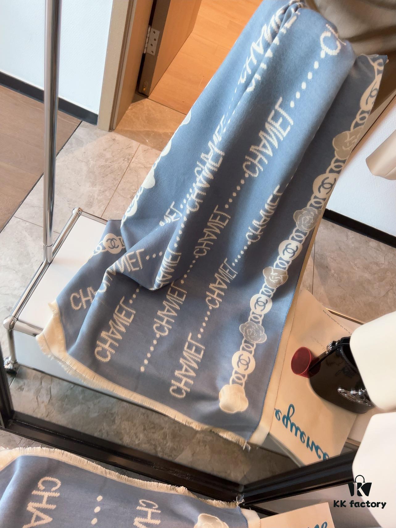 Chanel 23AW Cashmere Scarf - Youthful and Stylish, Must-Have for Chanel Lovers